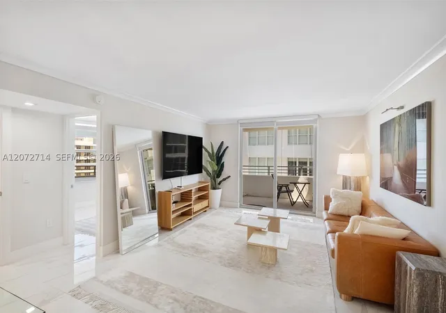 5555-collins-ave-16b-miami-beach-fl-33140/hzid_a1218162