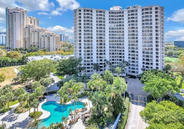 3300-ne-191st-st-lp03-aventura-fl-33180/hzid_8409a8ad