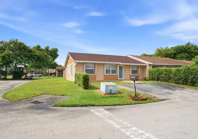 15378-sw-69th-ln-miami-fl-33193/hzid_0fdc2d8a