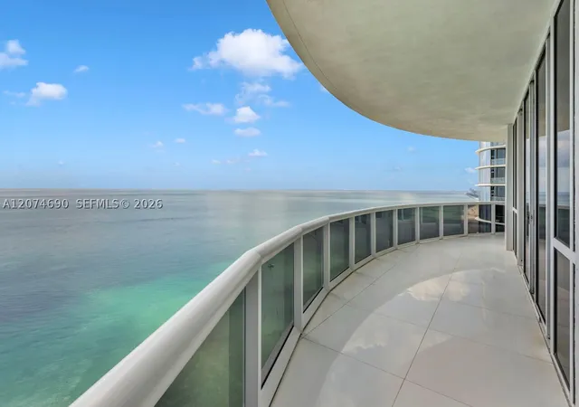 15811-collins-ave-3001-sunny-isles-beach-fl-33160/hzid_24ea163b