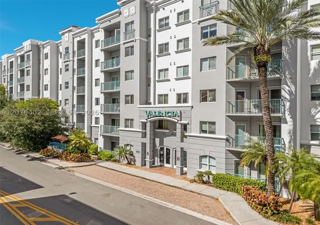 6001-sw-70th-st-512-south-miami-fl-33143/hzid_a0a05331