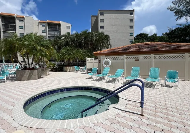 3910-inverrary-blvd-603-b-lauderhill-fl-33319/hzid_3c5c07f5