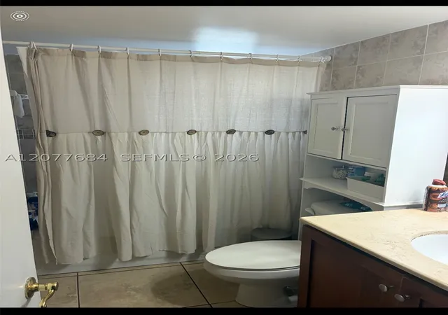 4550-nw-9th-st-821e-miami-fl-33126/hzid_f0854054