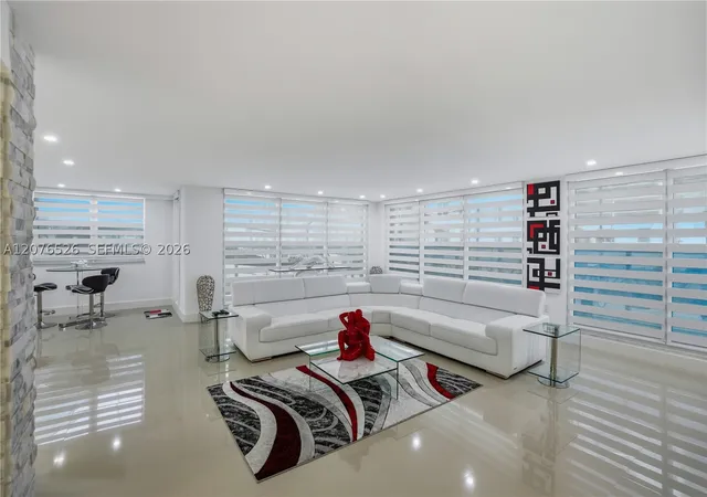 2751-s-ocean-dr-301s-hollywood-fl-33019/hzid_b2127018