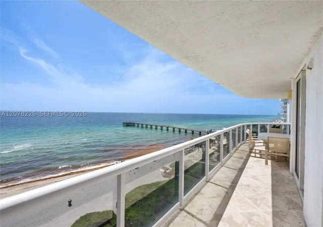 16711-collins-ave-907-sunny-isles-beach-fl-33160/hzid_8aba34d4