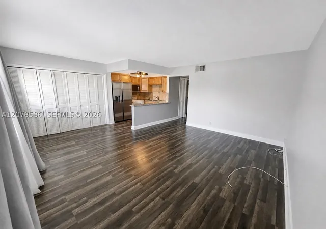 4050-ne-12th-ter-11-1-oakland-park-fl-33334/hzid_41056601