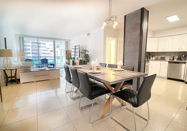 5161-collins-ave-1101-miami-beach-fl-33140/hzid_4bbbd342