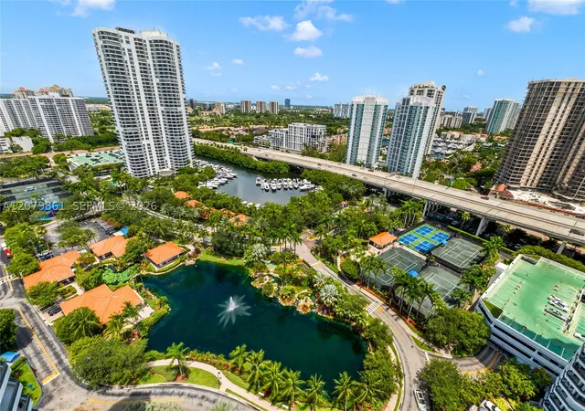 19101-ne-36th-ct-2607-aventura-fl-33180/hzid_421f0e09