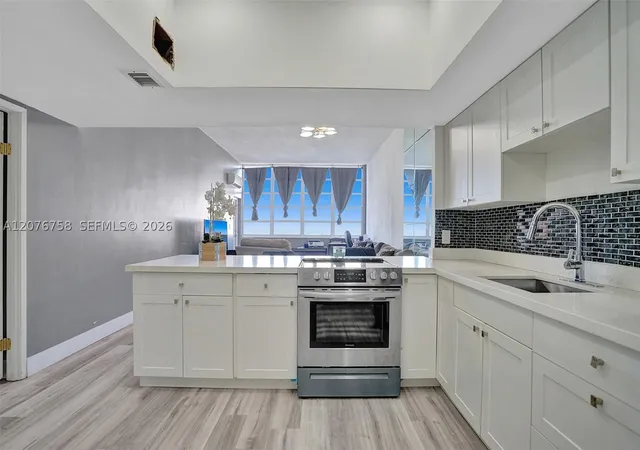 1351-ne-miami-gardens-dr-1703e-miami-fl-33179/hzid_3a2bfd8e