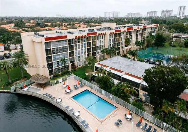 2001-atlantic-shores-blvd-320-hallandale-beach-fl-33009/hzid_a1a481ba