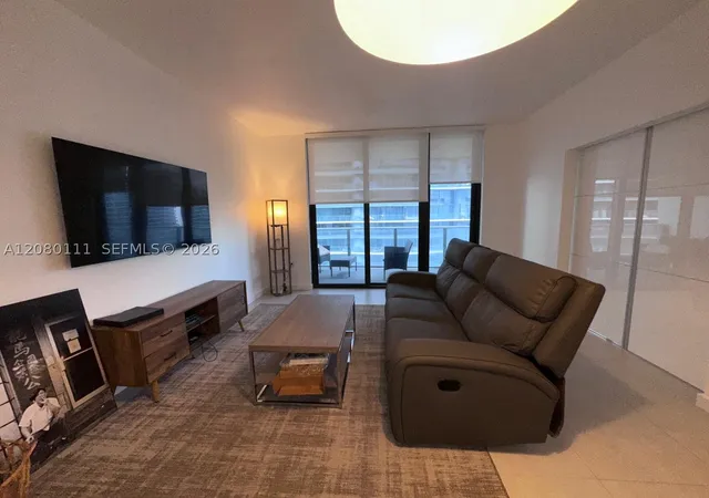 1010-brickell-ave-4507-miami-fl-33131/hzid_dffa9a4a