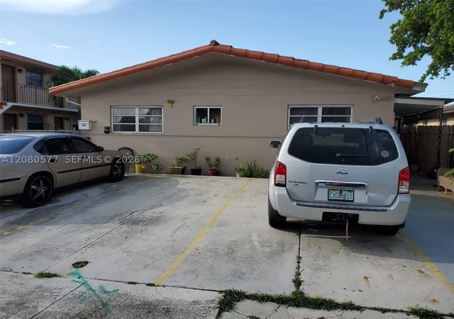36-w-37th-street-hialeah-fl-33012/hzid_baddfa4c