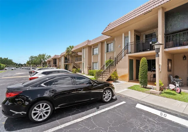 197-lakeview-dr-102-weston-fl-33326/hzid_9d357e6d