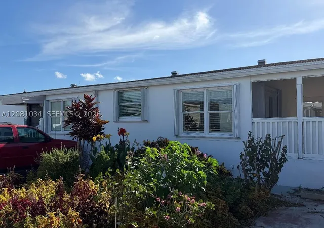 19800-sw-180th-ave-569-miami-fl-33187/hzid_d7870af6