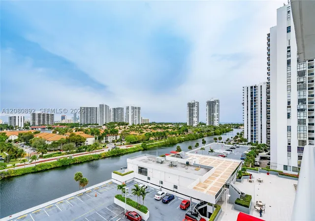 3625-n-country-clb-dr-901-aventura-fl-33180/hzid_4aa382b8
