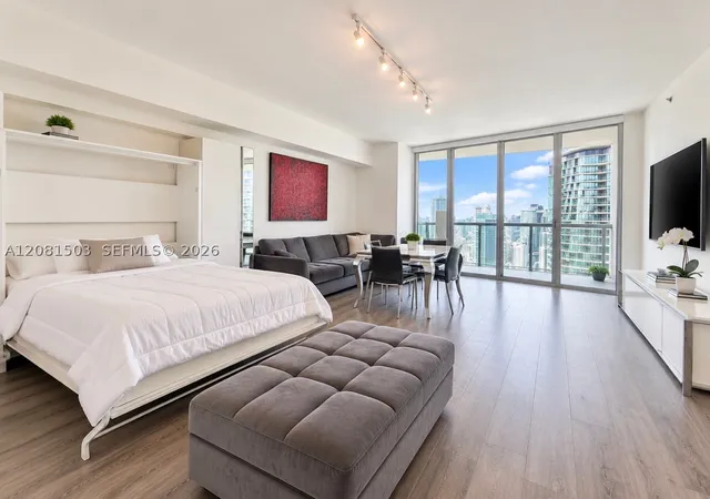 475-brickell-ave-4910-miami-fl-33131/hzid_89be9d77