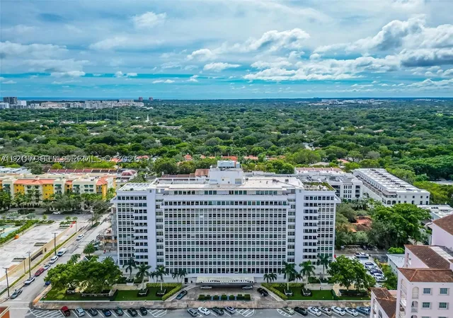 700-biltmore-way-504-coral-gables-fl-33134/hzid_93892028