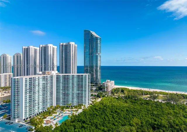 100-bayview-dr-1428-sunny-isles-beach-fl-33160/hzid_fbc64a30