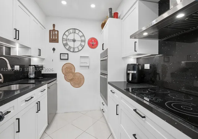 20355-ne-34th-court-724-aventura-fl-33180/hzid_384a3863