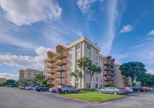 9320-fontainebleau-blvd-213-miami-fl-33172/hzid_40fec2db