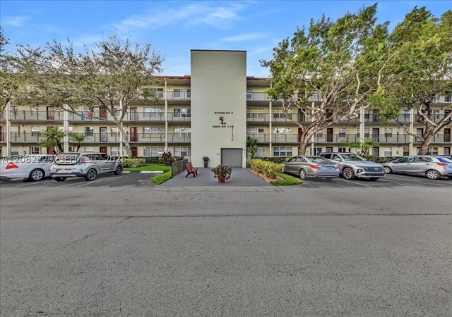 13250-sw-7th-court-210l-pembroke-pines-fl-33027/hzid_379beddd