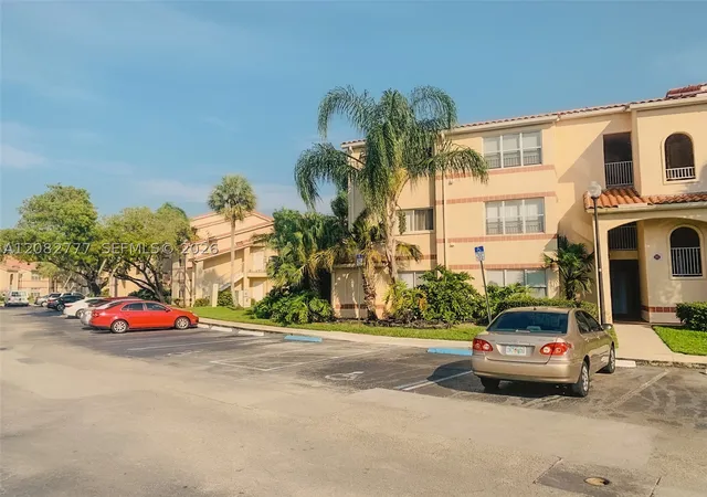 3380-n-pinewalk-dr-1111-margate-fl-33063/hzid_7cbf3cd4