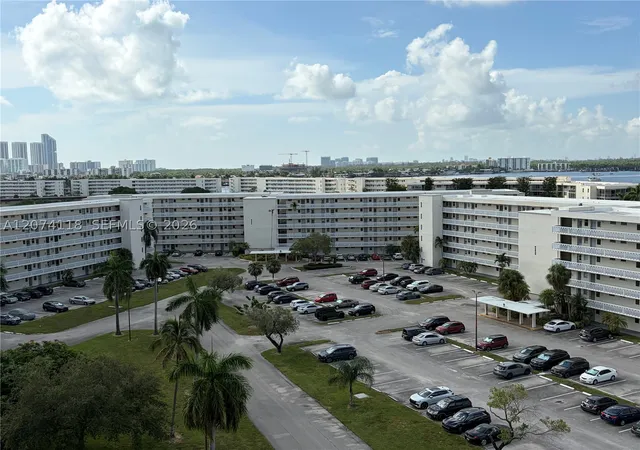 18011-biscayne-blvd-905-aventura-fl-33160/hzid_55e0469f