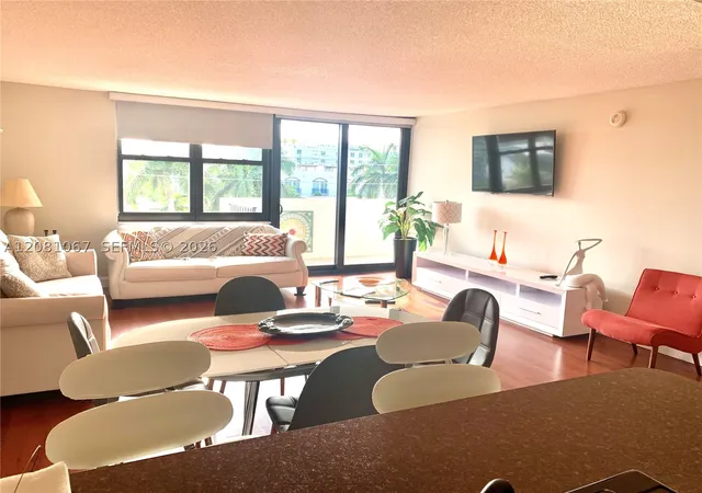 10101-e-bay-harbor-dr-401-bay-harbor-islands-fl-33154/hzid_fec17dbd