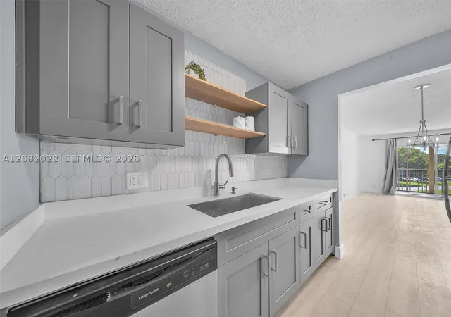 1401-sw-128th-terrace-304h-pembroke-pines-fl-33027/hzid_d57d118d