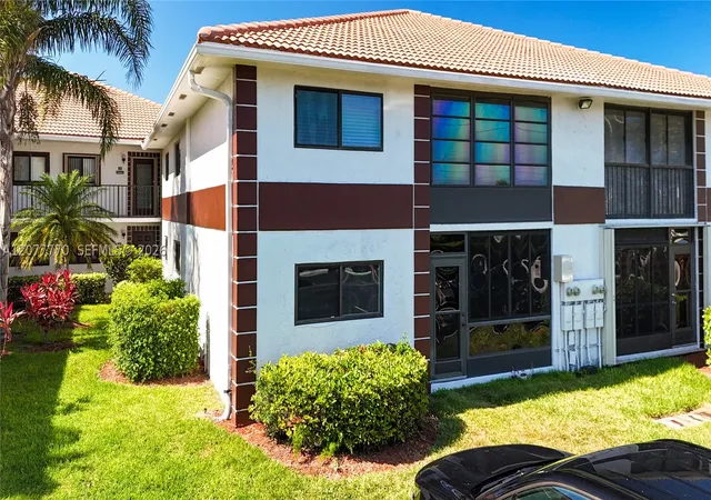15451-pembridge-dr-214-delray-beach-fl-33484/hzid_4802b555
