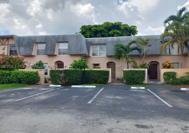 7332-sw-25th-court-12-davie-fl-33317/hzid_9e39e41c