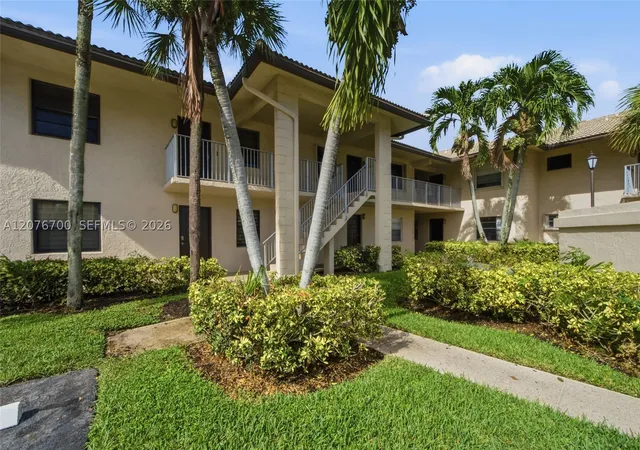 5510-lakeside-dr-108-margate-fl-33063/hzid_ec1f3218