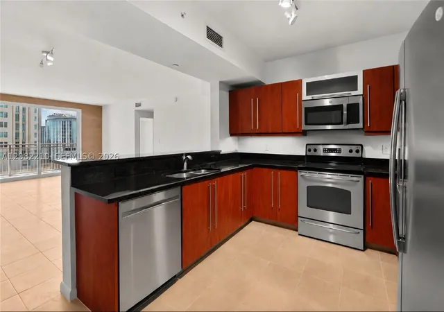 7350-sw-89th-street-1506s-miami-fl-33156/hzid_c2f227a6