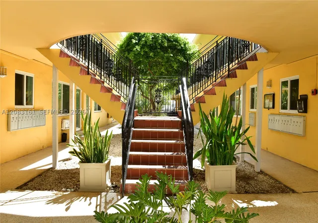 65-n-washington-ave-25-miami-beach-fl-33139/hzid_5ec6ad3e