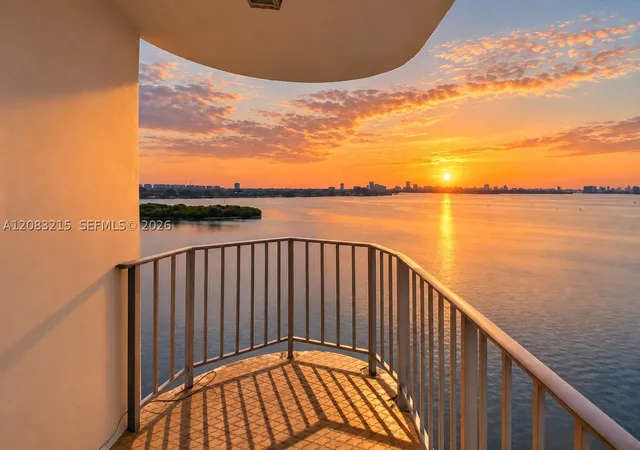 11930-n-bayshore-dr-1405-north-miami-fl-33181/hzid_5623eb17
