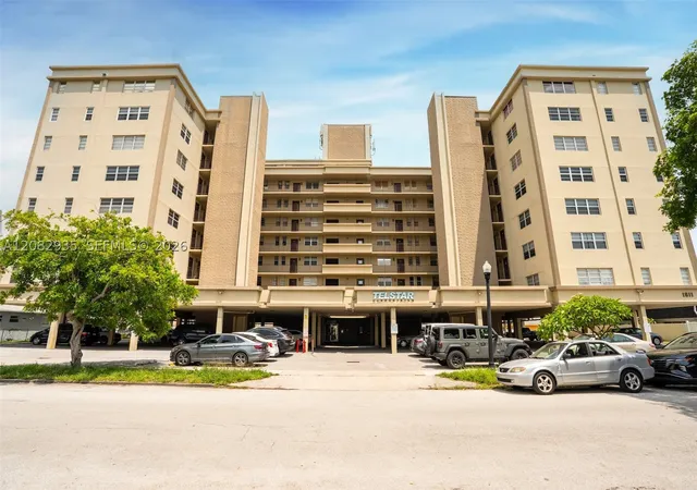 1811-jefferson-st-601-hollywood-fl-33020/hzid_f148055d