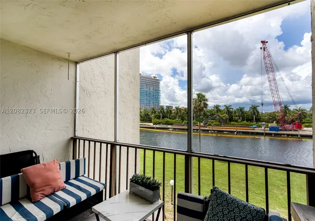 601-three-islands-blvd-304-hallandale-beach-fl-33009/hzid_24f012ba