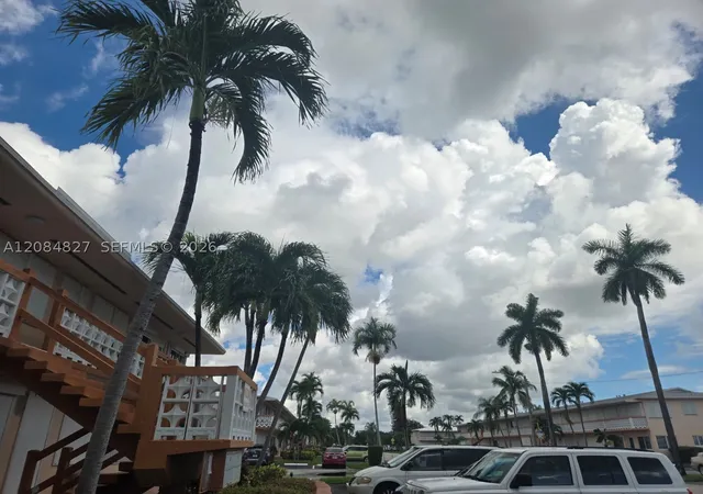 900-sw-11th-avenue-7c-hallandale-beach-fl-33009/hzid_8d9254ad