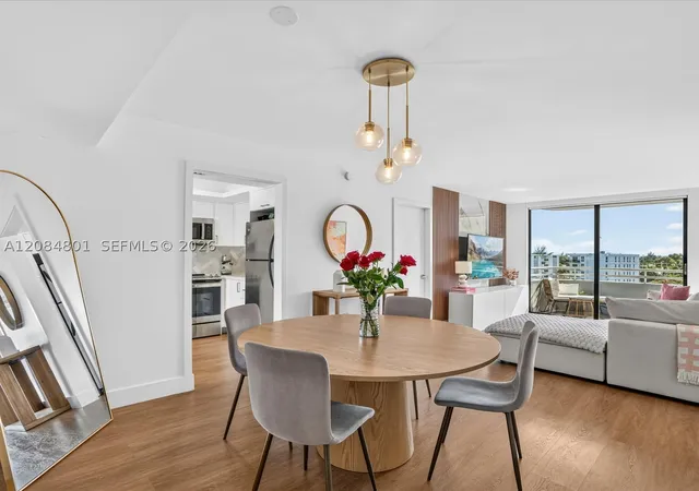 8201-byron-ave-502-miami-beach-fl-33141/hzid_fe81b360