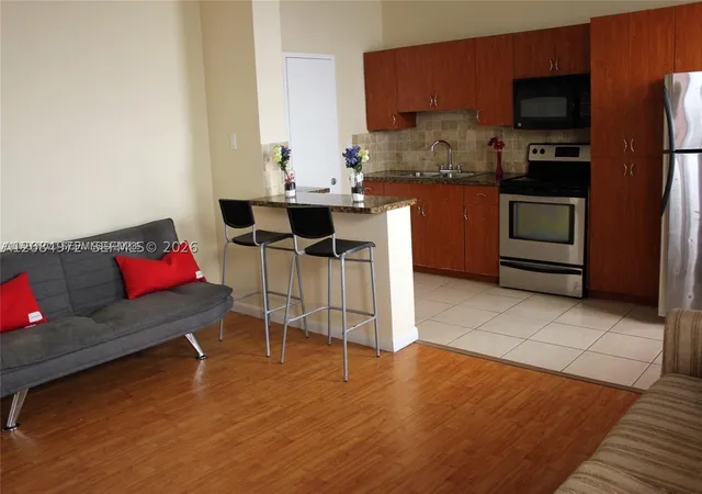 7920-harding-ave-3-miami-beach-fl-33141/hzid_7659cae4