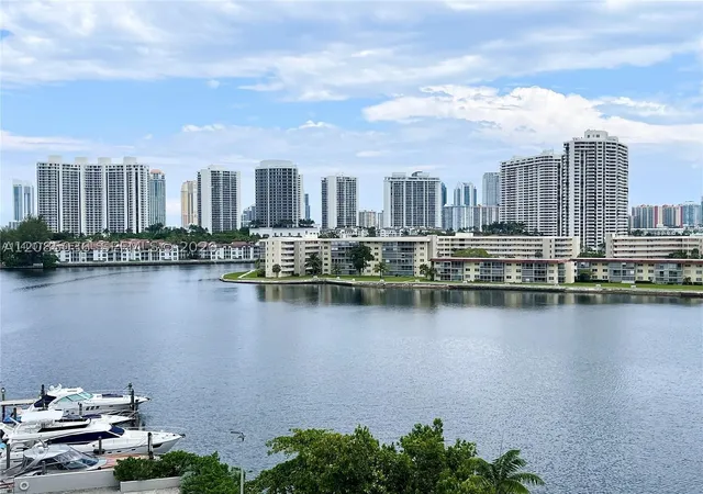 18041-biscayne-blvd-803-aventura-fl-33160/hzid_411f9faf