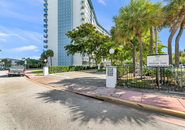 7441-wayne-15i-miami-beach-fl-33141/hzid_31b7ef89