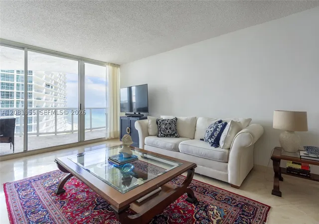 16711-collins-ave-1704-sunny-isles-beach-fl-33160/hzid_f742c473