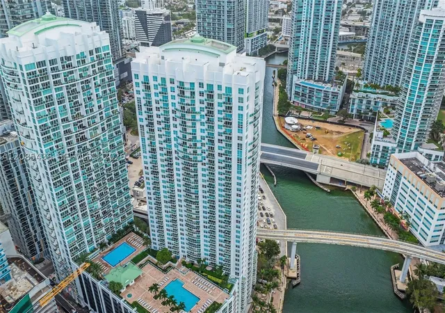 31-se-5th-street-2808-miami-fl-33131/hzid_6fea9eef