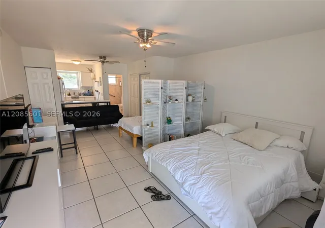 158-ocean-dr-406-miami-beach-fl-33139/hzid_805269df