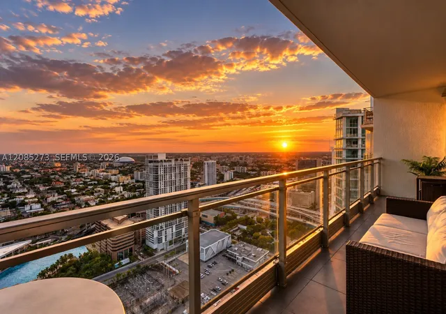 92-sw-3rd-street-4407-miami-fl-33130/hzid_b5ef5f59