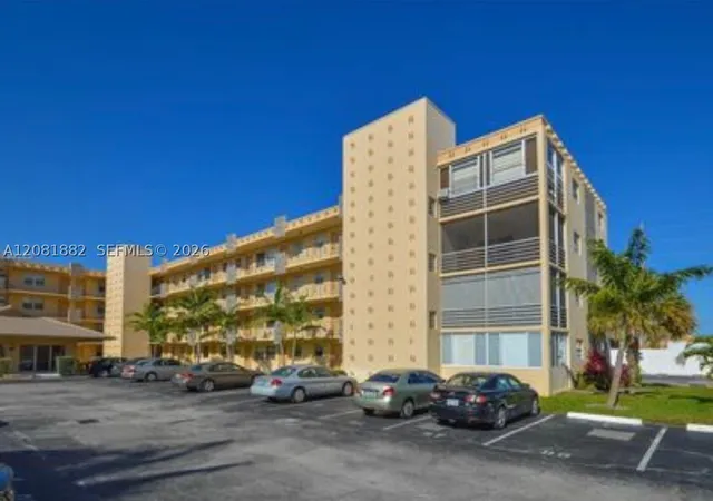 2145-pierce-st-223-hollywood-fl-33020/hzid_b3921d70