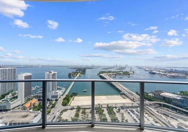1400-biscayne-3805-miami-fl-33132/hzid_5b99e5b7