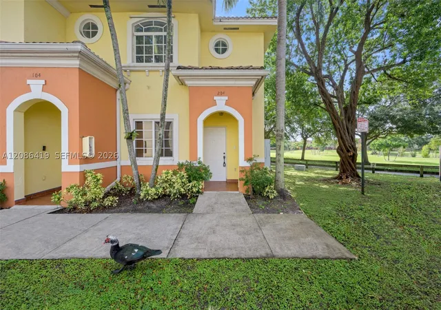 7230-nw-174th-terrace-204-hialeah-fl-33015/hzid_2c10b684