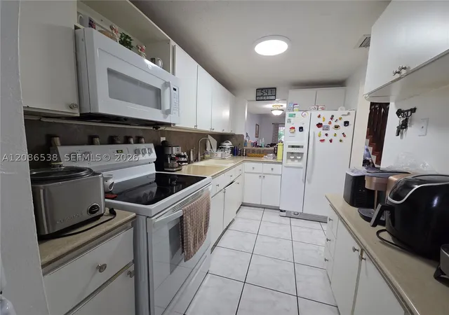 1784-w-56th-terrace-401-hialeah-fl-33012/hzid_f1524bf6